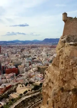 Blick von der Burg über der Stadt